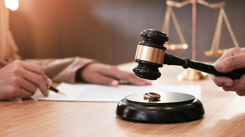 Çekişmeli Boşanmada Kusur İspatı: Hangi Deliller Mahkemede Geçerli?
