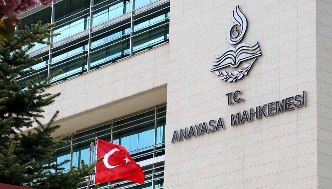 Kamulaştırma İşlemlerinde Gerçek Değerin Belirlenmesine Yönelik Süreç Devam Ederken Taşınmazın İdare Adına Tesciline İmkân Tanıyan Kurala İlişkin İtiraz Başvurusu Hakkında Karar