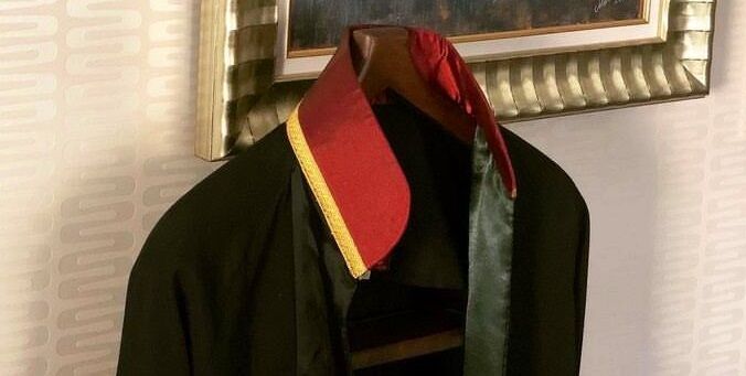 İLLEGAL TEKELLEŞMENİN GÖLGESİNDEKİ AVUKATLIK MESLEĞİ: Sigorta Tazminatı Vurgunundan Mesleki Arınmaya